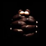 Damso annonce la sortie d'un titre réalisé, interprété et co-écrit pour Sidaction.